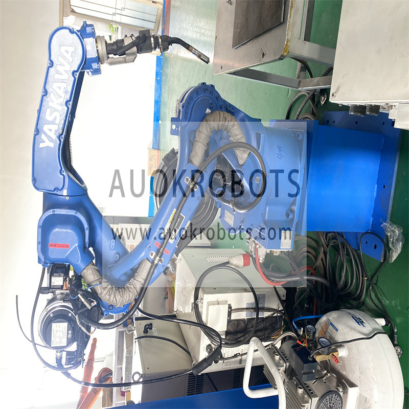MOTOMAN MA1440 arc welding