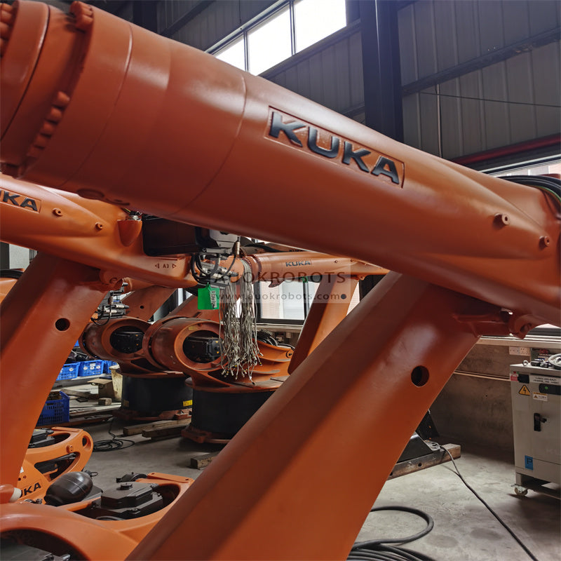 KUKA KR300 R2700