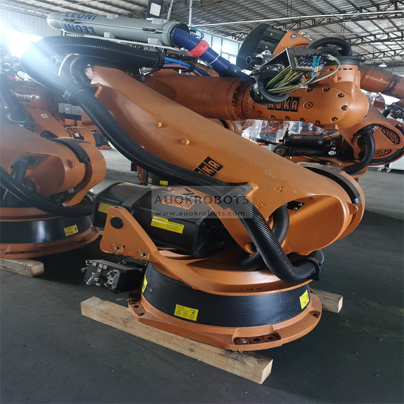 KUKA KR210-2