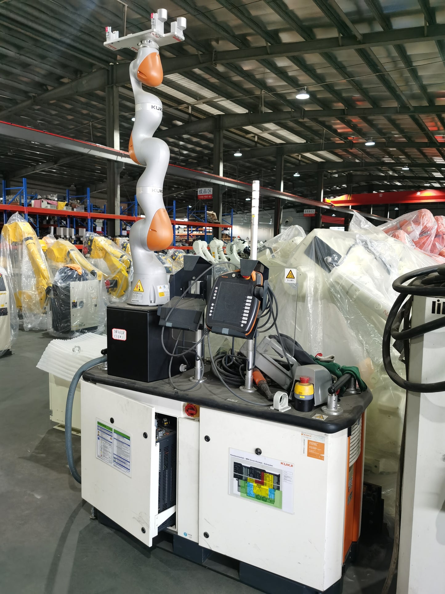 KUKA LBR iiwa 14 R820