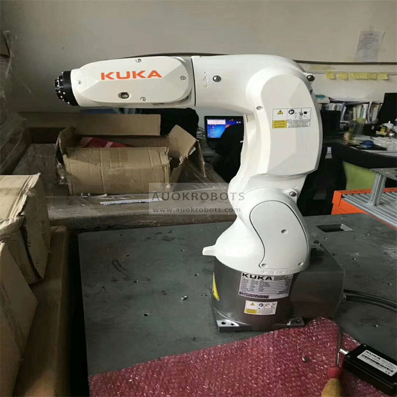 KUKA KR 3