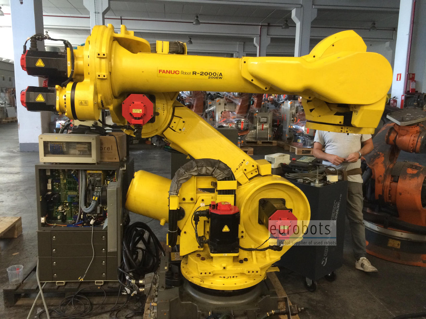 Fanuc R-2000iA 200EW